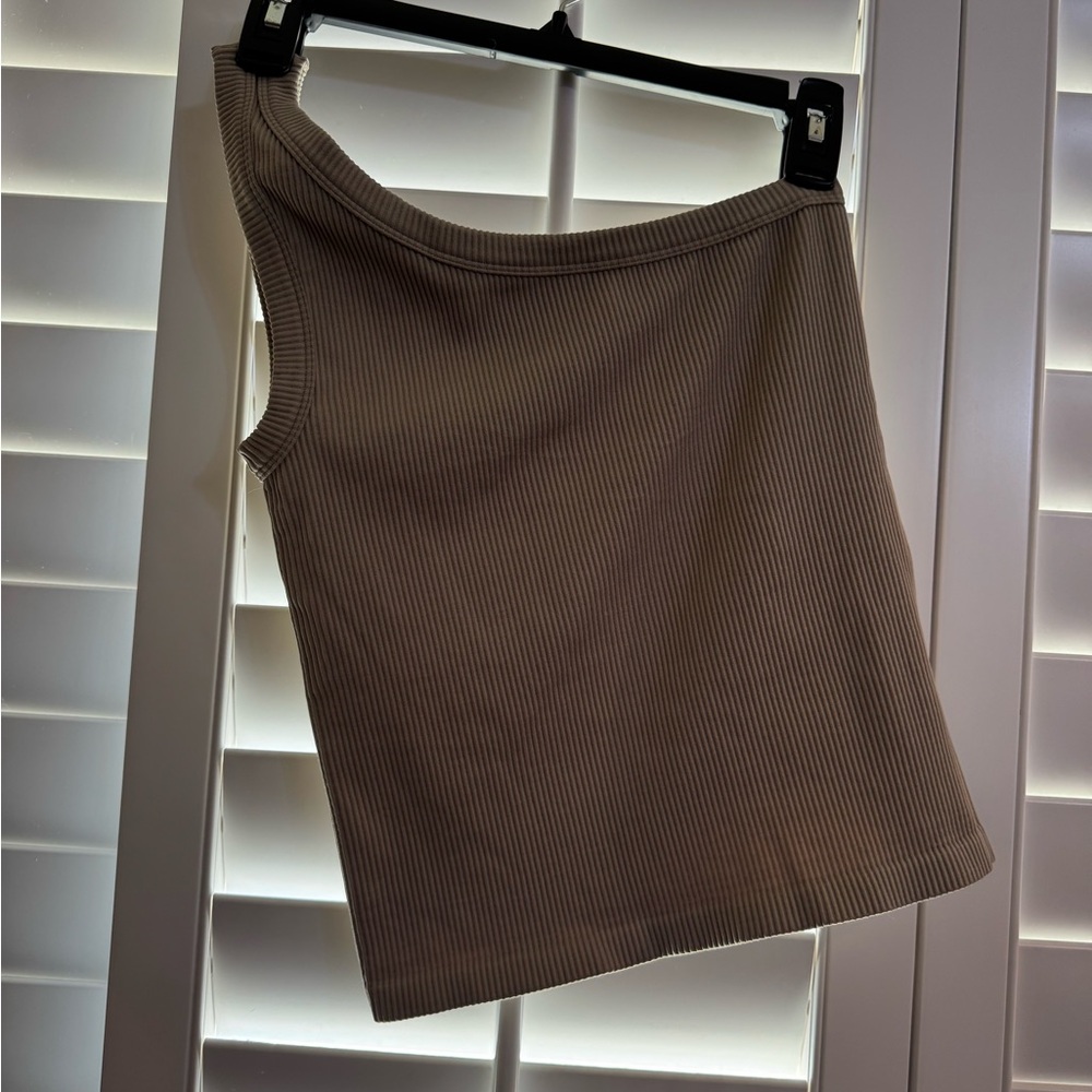 Savvi, M/L, Women’s Beige/Tan Ribbed one shoulder tank top